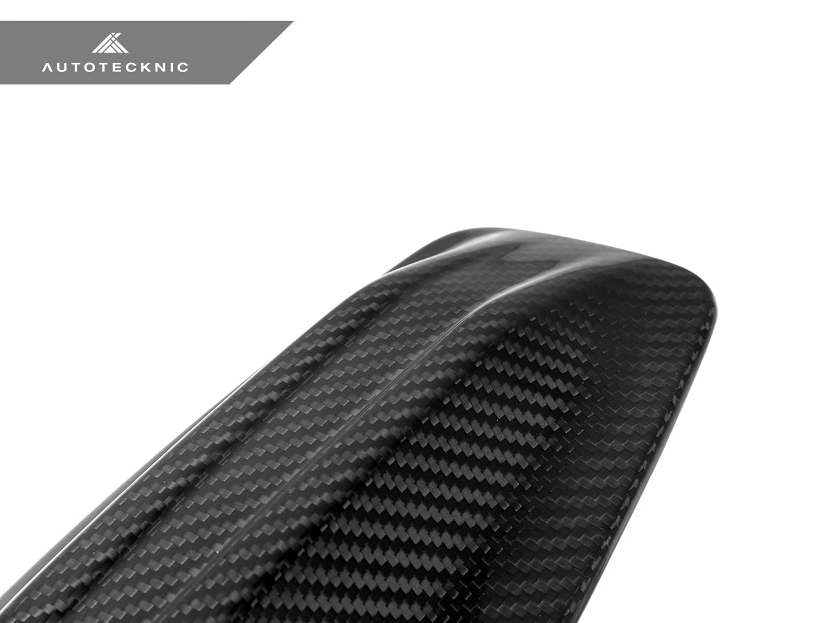 AutoTecknic Dry Carbon Roof Antenna Cover - G60 5-Series | G70 7-Series