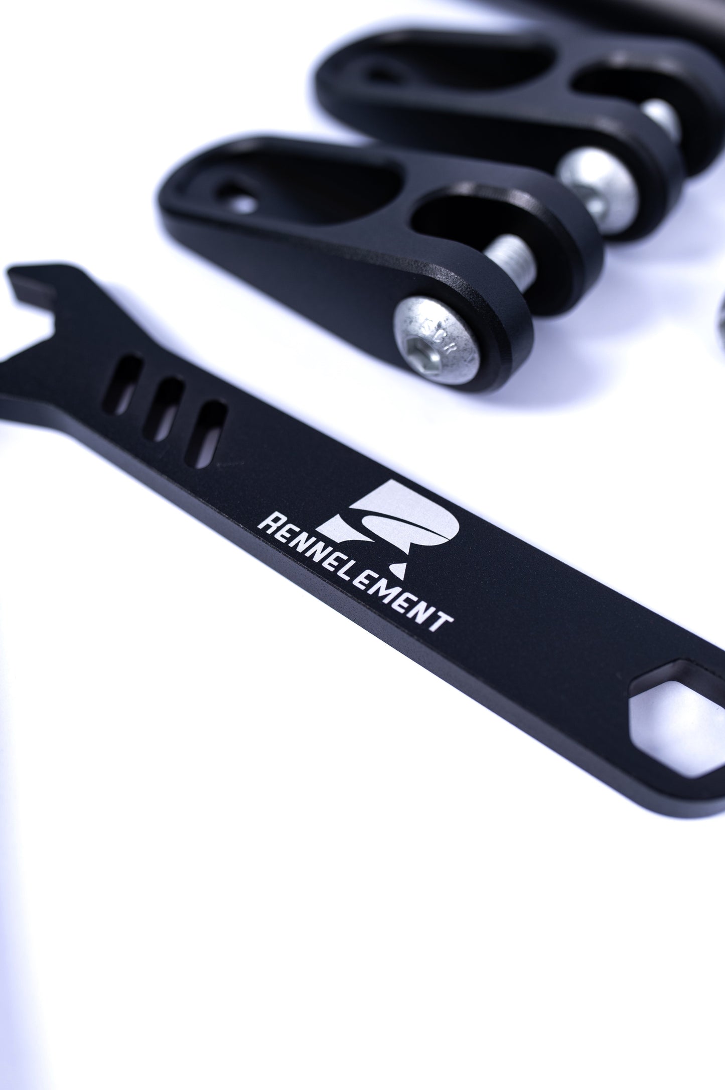 RENNELEMENT RE-2 Billet G80/G82/G87 Strut Brace