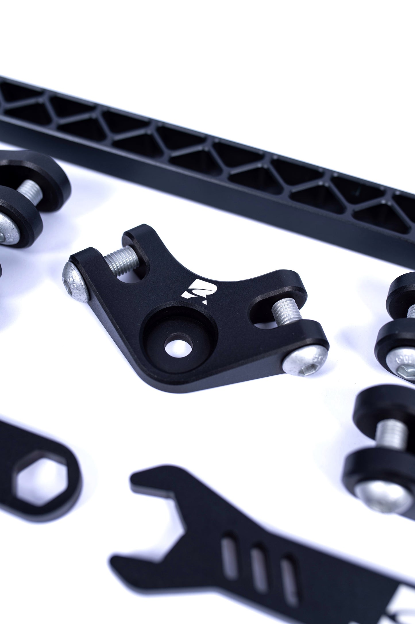 RENNELEMENT RE-1 Billet G80/G82/G87 Strut Brace