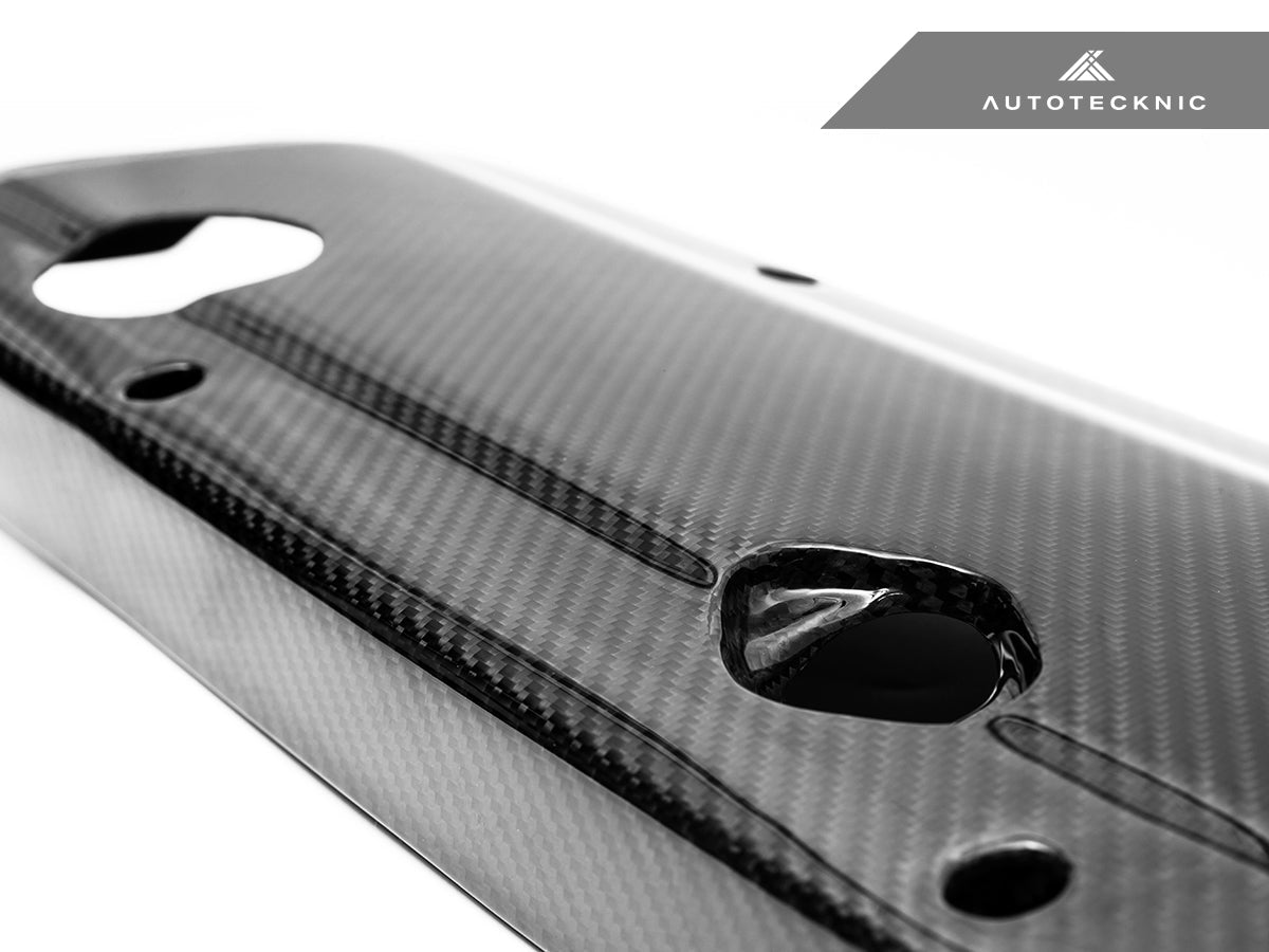 AutoTecknic Pre-Preg Carbon Engine Cover - E46 M3