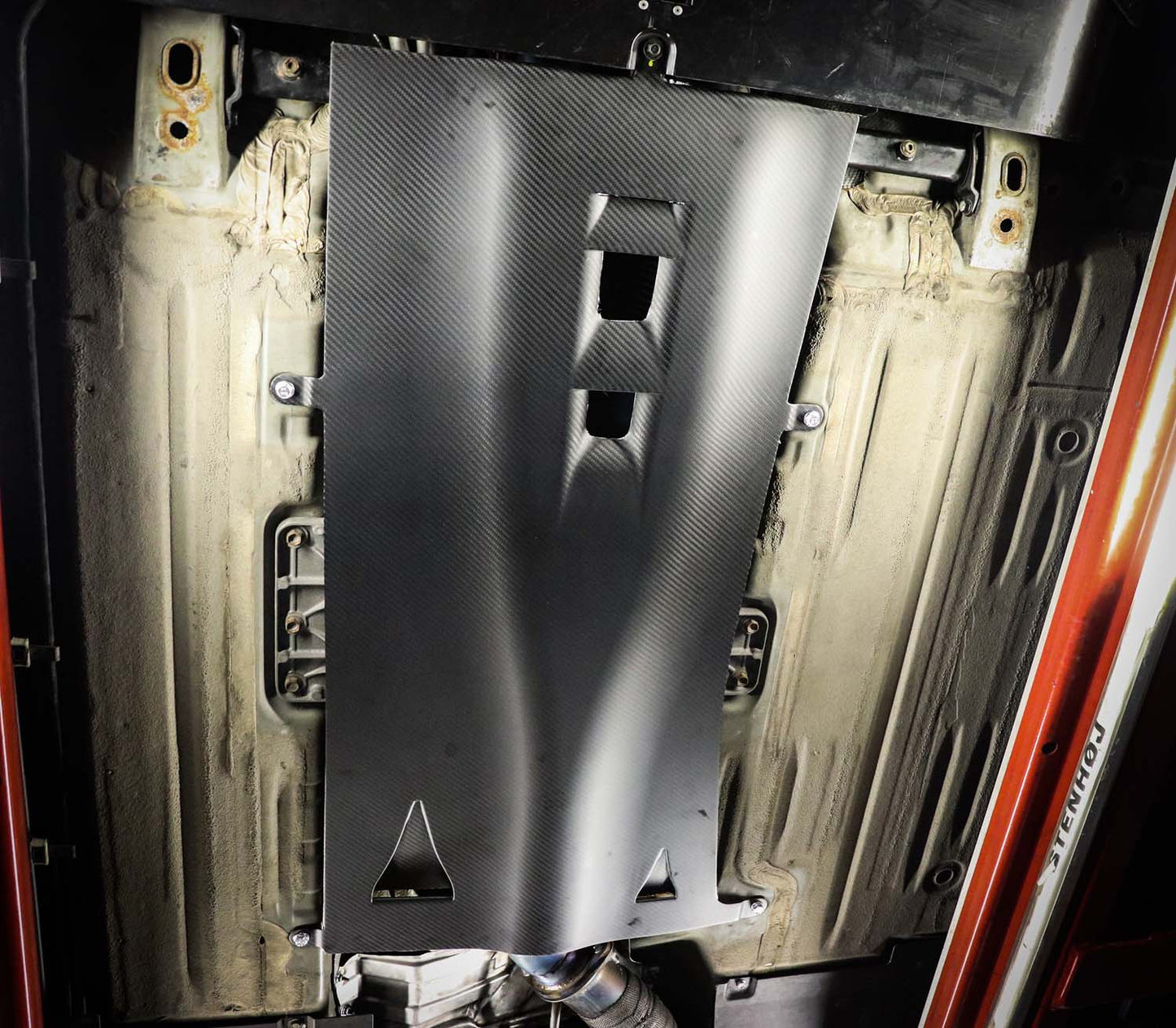 Verus - Carbon Flat Underbody Panel || R35 GTR