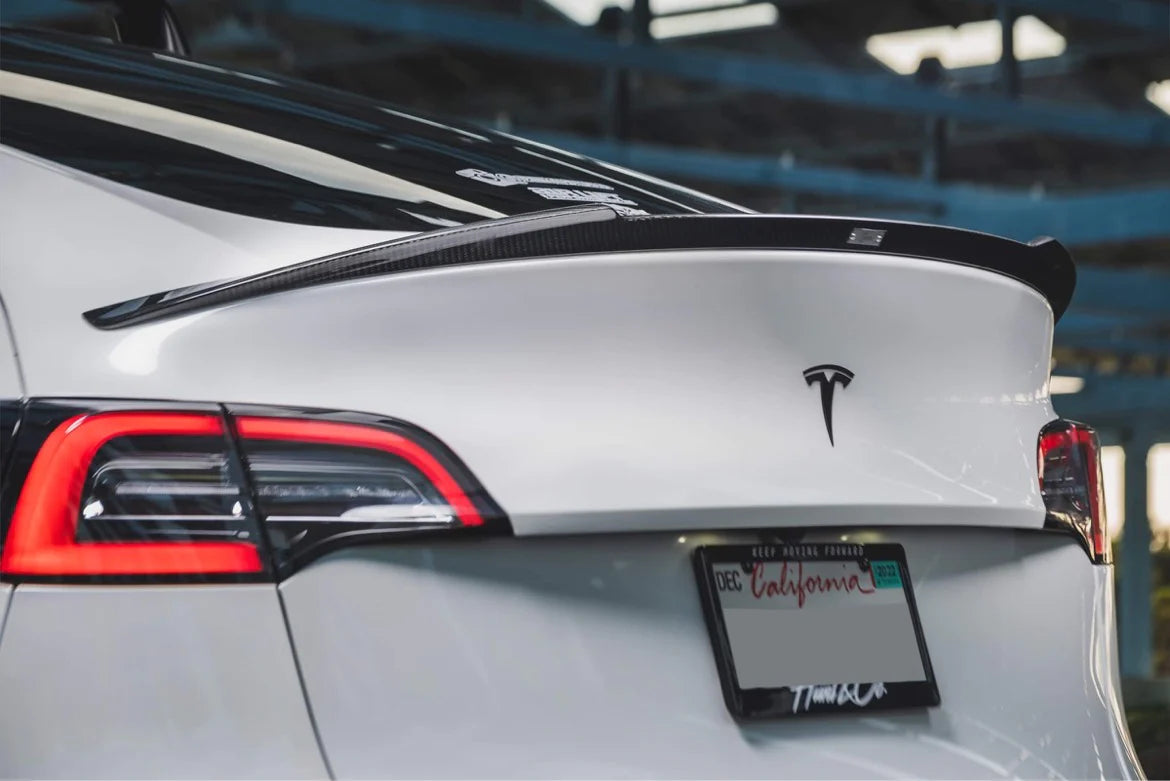 ADRO - PrePreg Carbon Fiber Spoiler || Model Y