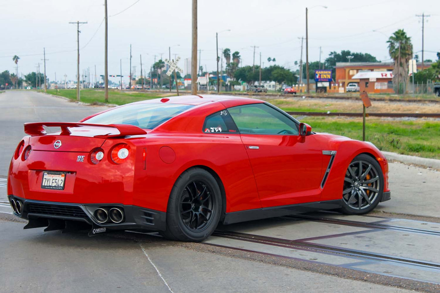 Verus - Rear Diffuser Strakes || R35