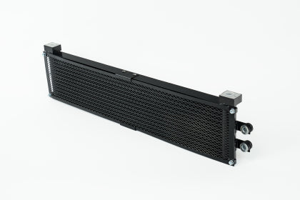 CSF - BMW F8X M3/M4/M2C Engine Oil Cooler w/ Rock Guard