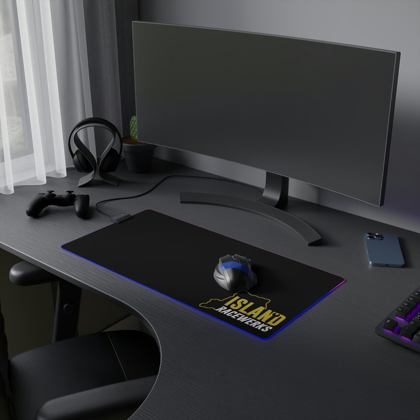Gold & White LED Gaming Mouse Pad