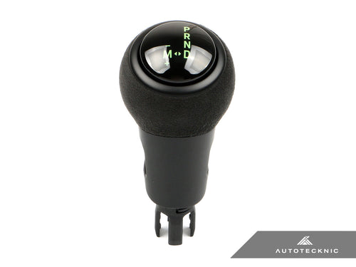 AutoTecknic GT4-Inspired Shift Knob - Porsche Macan (95B) 2015-2024