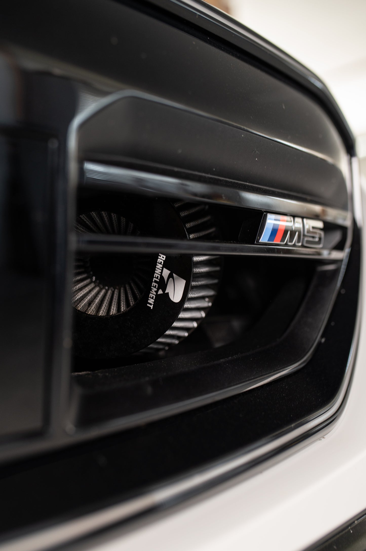 RENNELEMENT G90/G99 M5 BMW Dry Carbon Fiber Front Mount Intake