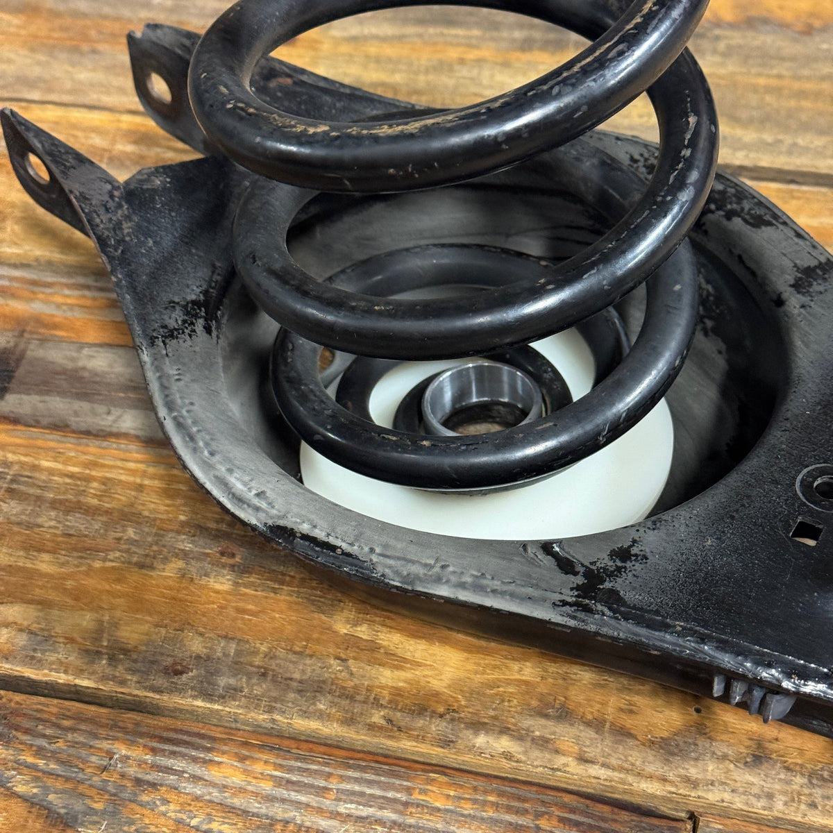 Rear Spring Height Adjustment Pads – E30 / E36 / Z3