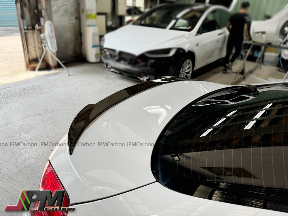 V Style Carbon Fiber Trunk Spoiler Fits For 2012-2018 BMW F06 6-Series Gran Coupe Only