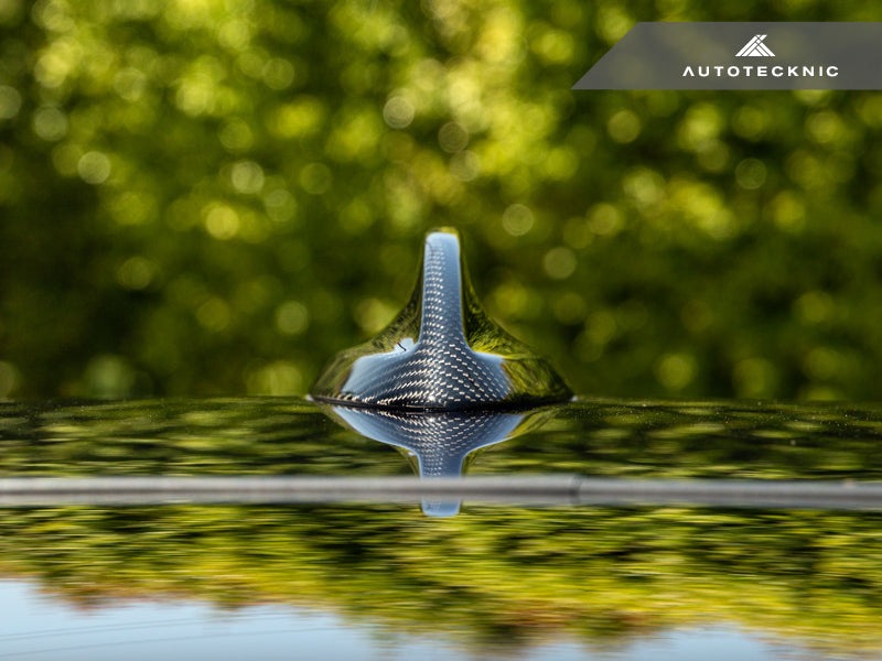AutoTecknic Dry Carbon Roof Antenna Cover - BMW G31 5-Series Touring | G32 6-Series GT