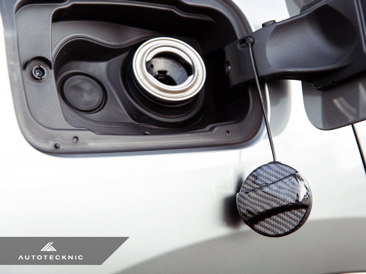 AutoTecknic Dry Carbon Competition Fuel Cap Cover - BMW E89 Z4