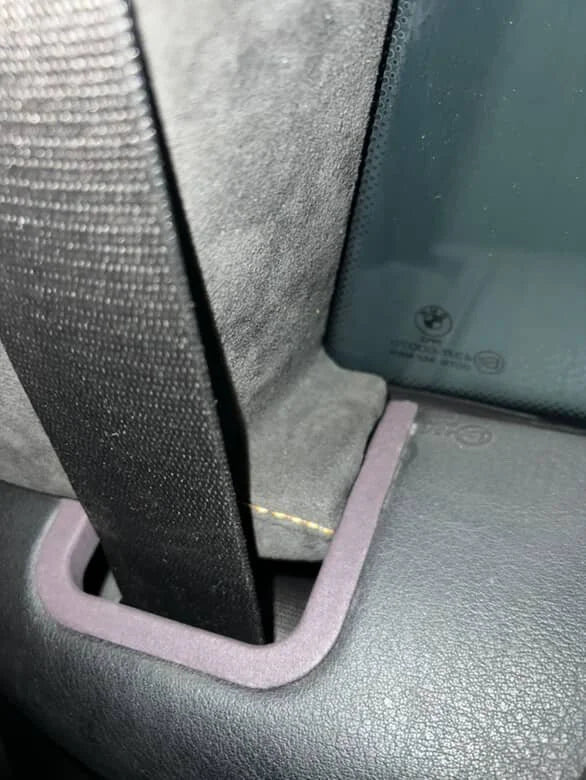 BMW Z3 Coupe - Seatbelt Trim