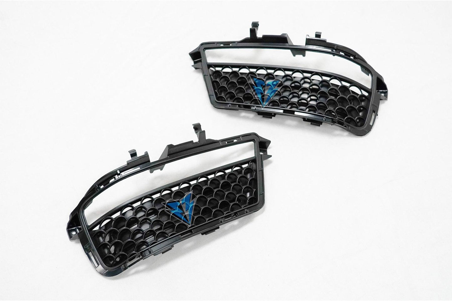 2007-2013 Mercedes Benz (W221) S Class to S63 S65 AMG Style Front Bumper Conversion Kit