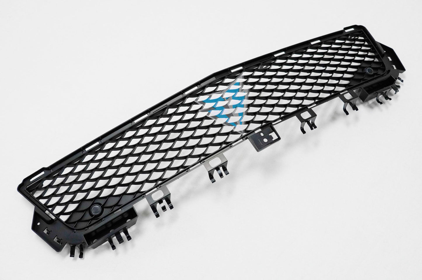 2012-2014 Mercedes Benz (W204) Facelift C63 AMG Style Front Bumper Conversion Kit