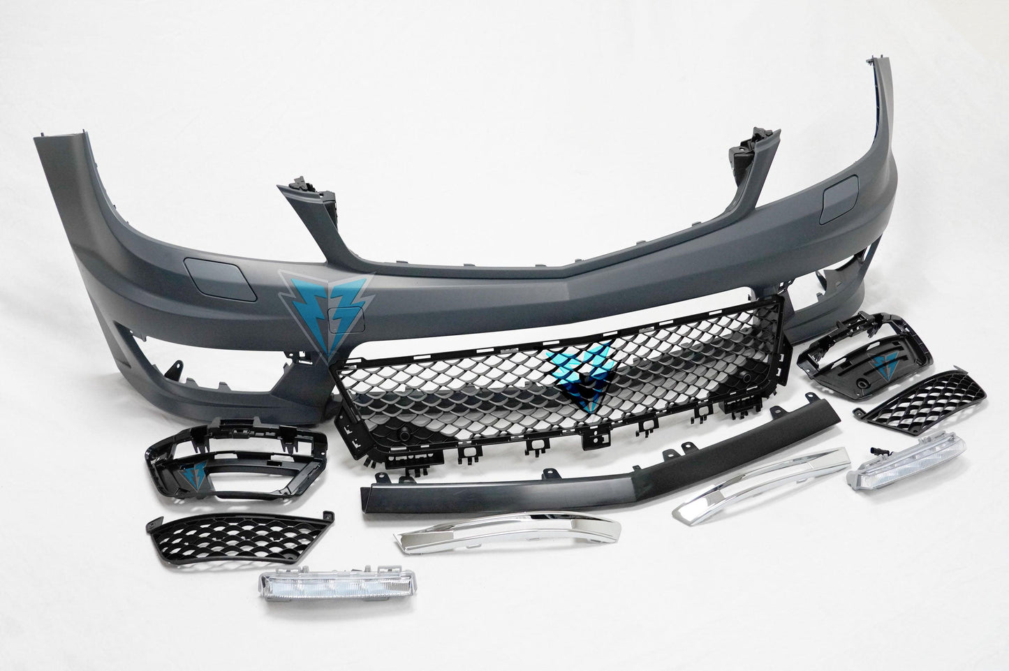 2012-2014 Mercedes Benz (W204) Facelift C63 AMG Style Front Bumper Conversion Kit