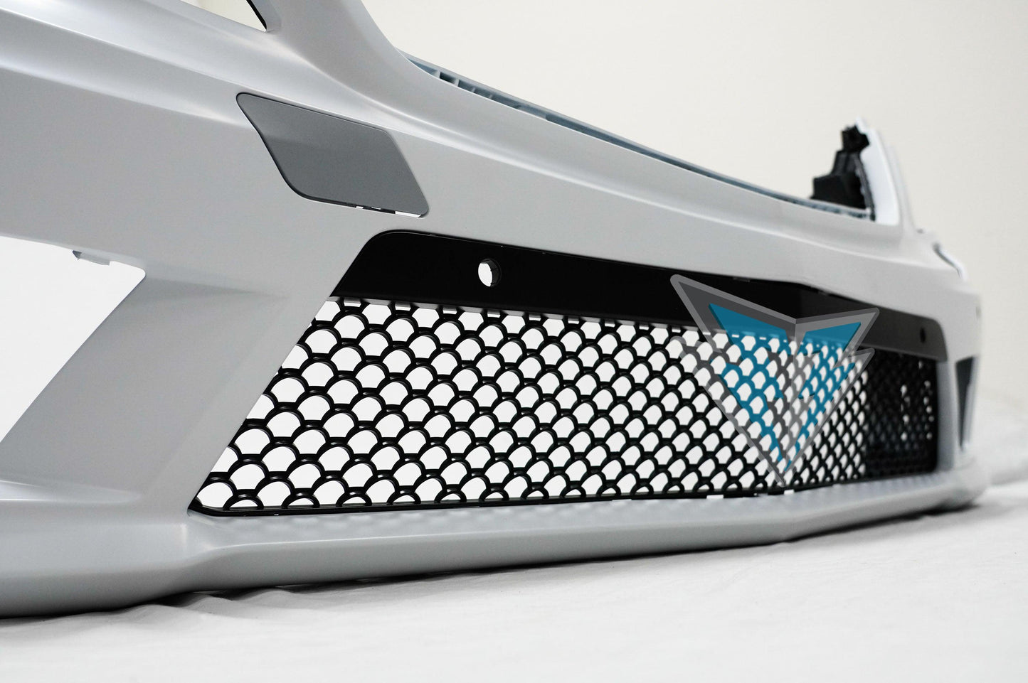 2010-2013 Mercedes Benz (W212) Pre-Facelift E63 AMG Style Front Bumper Conversion Kit (DRL Included)