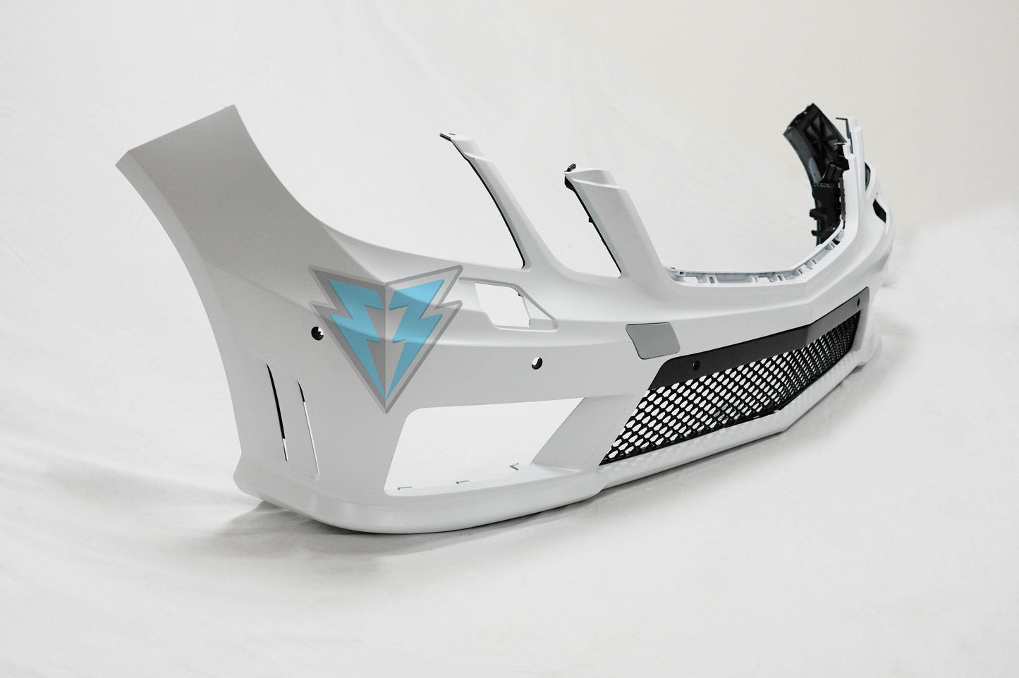 2010-2013 Mercedes Benz (W212) Pre-Facelift E63 AMG Style Front Bumper Conversion Kit (DRL Included)