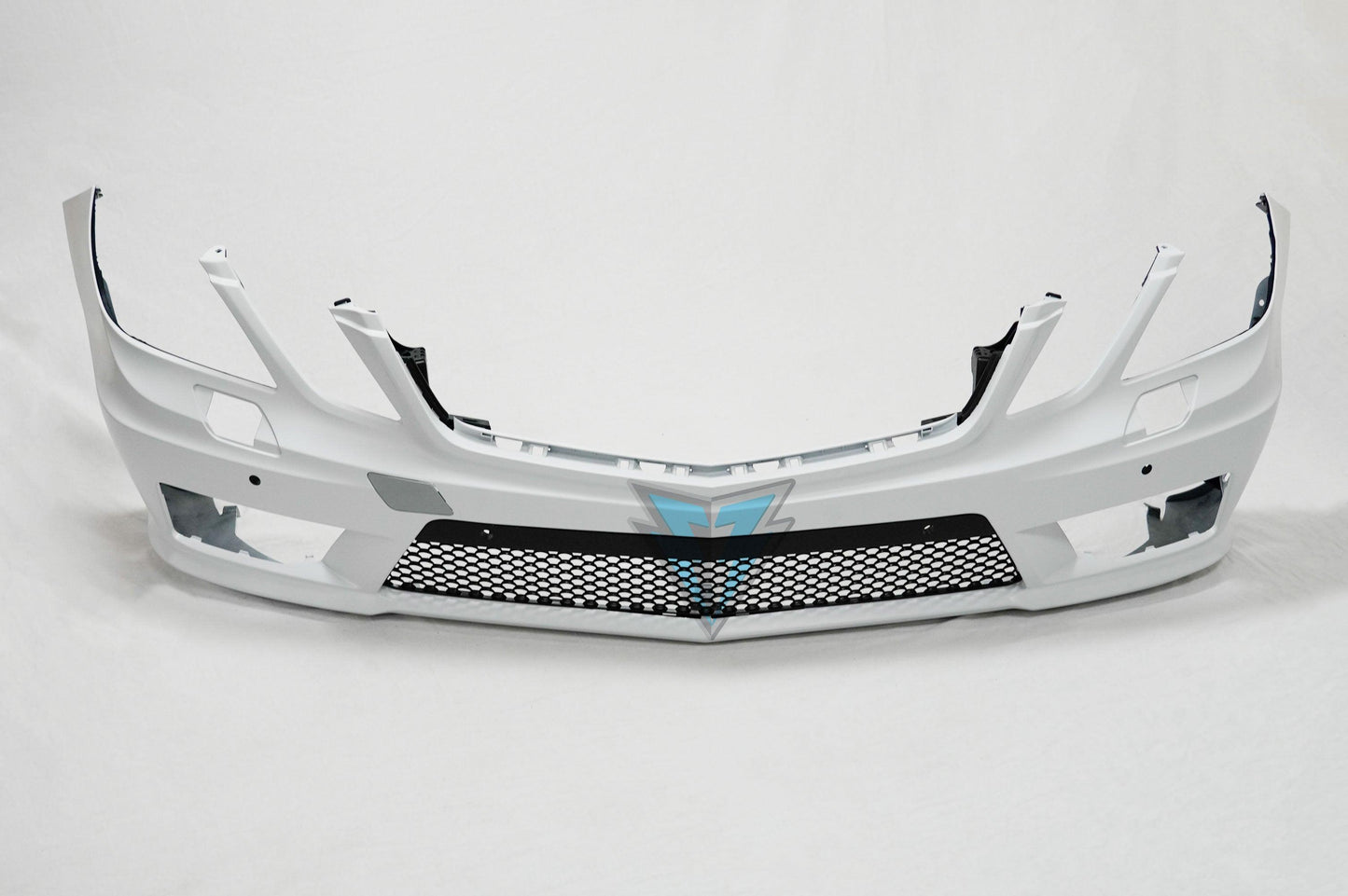 2010-2013 Mercedes Benz (W212) Pre-Facelift E63 AMG Style Front Bumper Conversion Kit (DRL Included)
