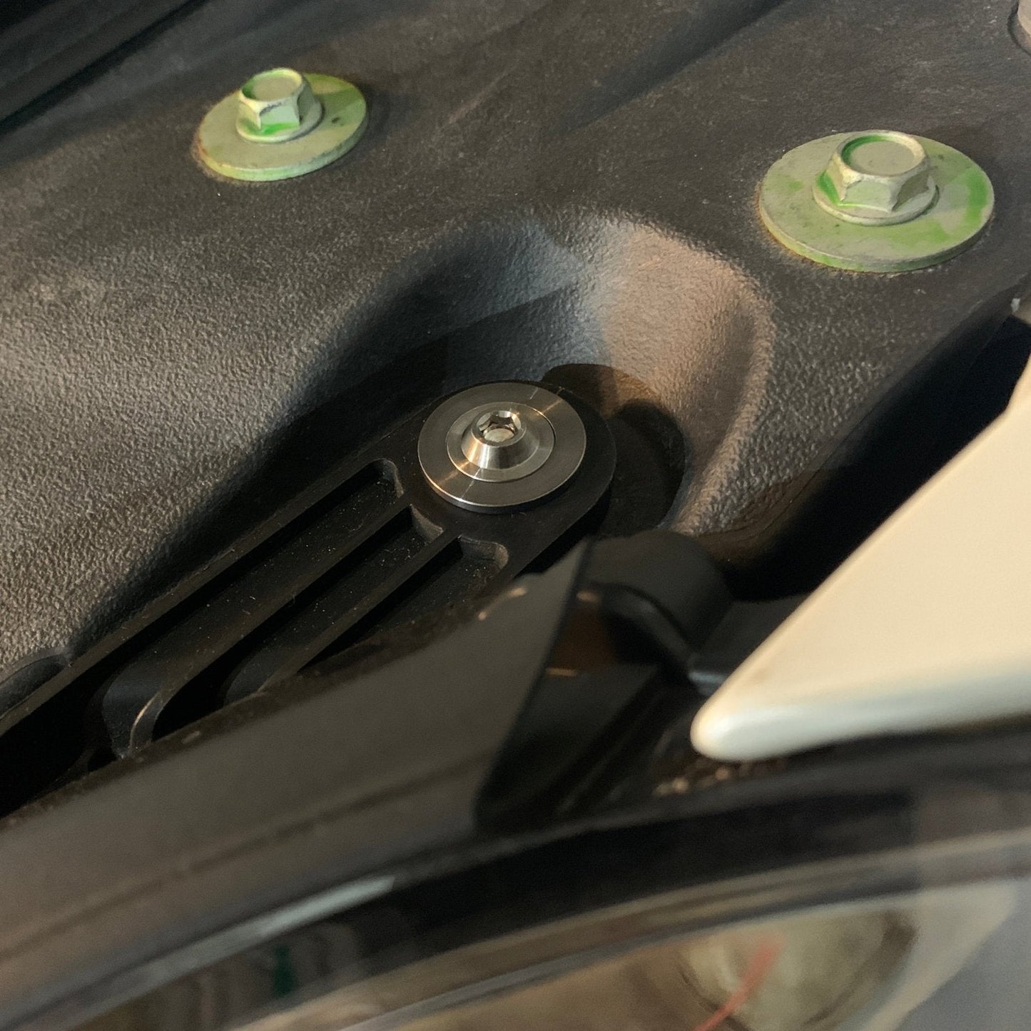 JDC Titanium Fender Hardware Replacement Kit (R35 GT-R)