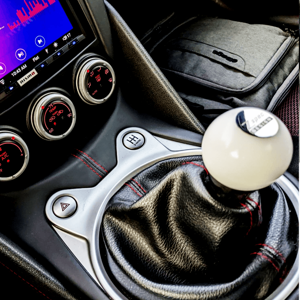 ZSPEC Round Shift Knob, M10-1.25, Delrin & Stainless, 207 Grams, 4-Speed Pattern