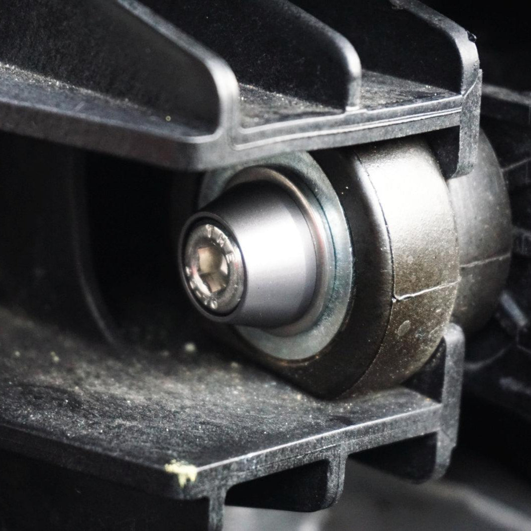 ZSPEC "Stage 2" Dress Up Bolts® Fastener Kit for 16+ Nissan Titan 5.6L, Stainless & Billet